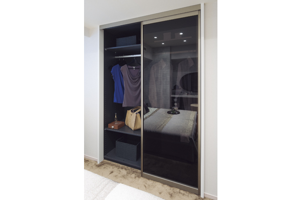 To the gallery Directions (a word from the person in charge)