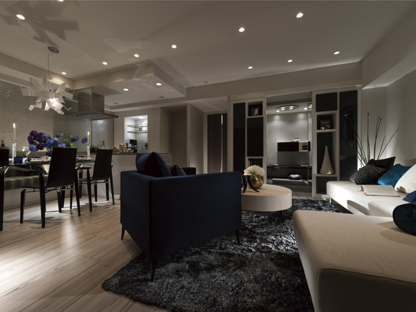 Living.  [living ・ dining] And interior of obtaining the quality is rather than ornate, Living that produce a space that was contemplated in terms of the life scene delicate assumed ・ dining.