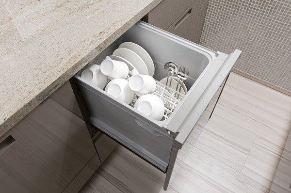 You can save water and detergent, Built-in dishwasher. After-dinner cleanup happy (same specifications)