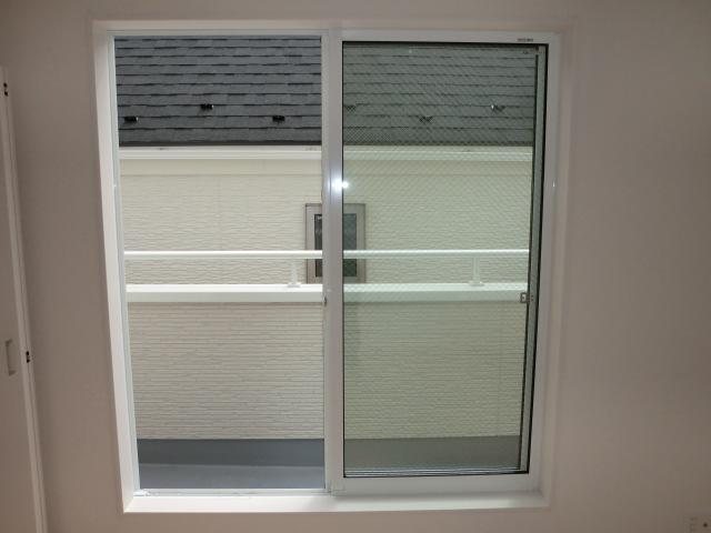 Non-living room. Indoor (10 May 2013) Shooting