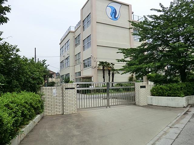 Junior high school. Aoi 450m until junior high school