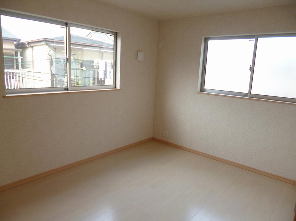 Non-living room. Bright house with two-sided lighting