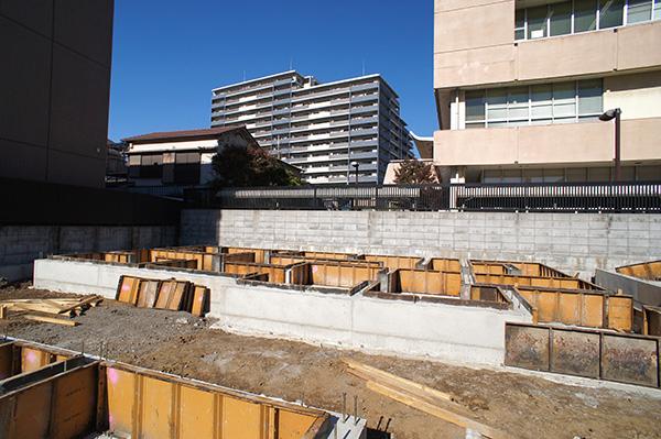 Local appearance photo. Local (11 May 2013) Shooting A Building