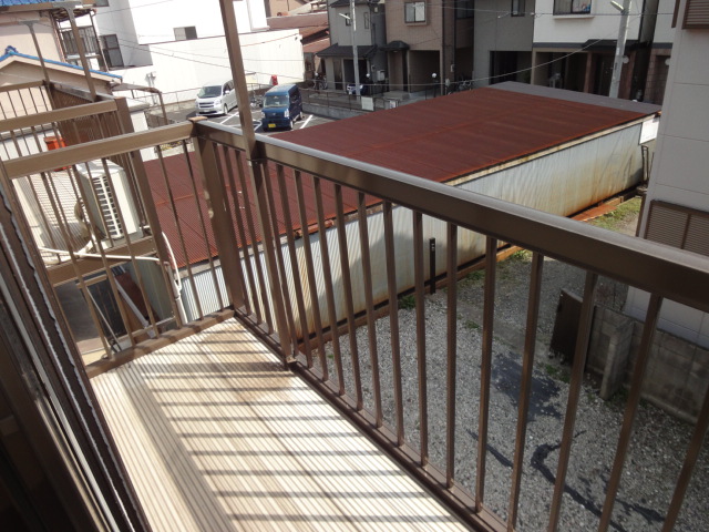 Balcony. South is facing!