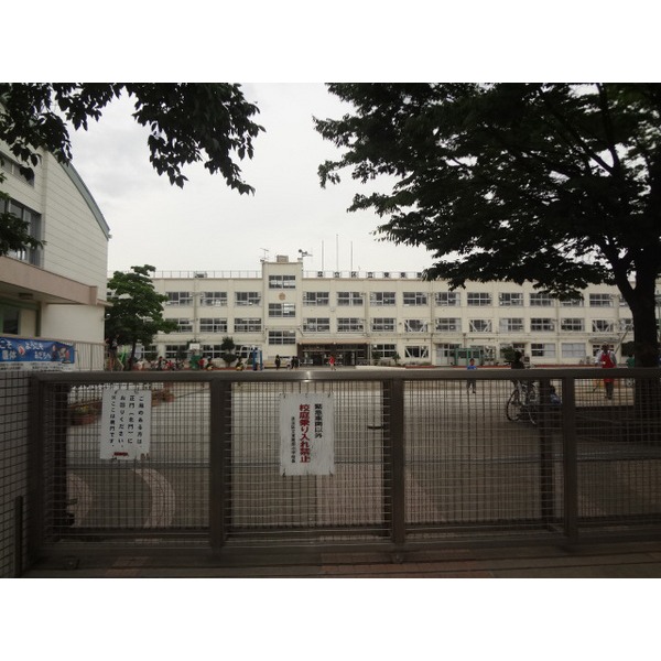 Primary school. 213m to Adachi-ku, Tatsuhigashi Kurihara elementary school (elementary school)