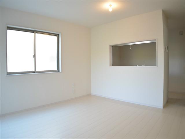 Living. South-facing living room