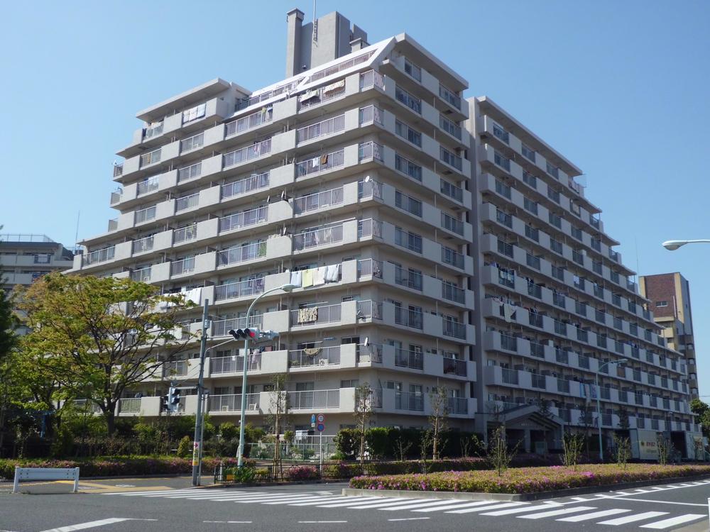 Local appearance photo. Building appearance