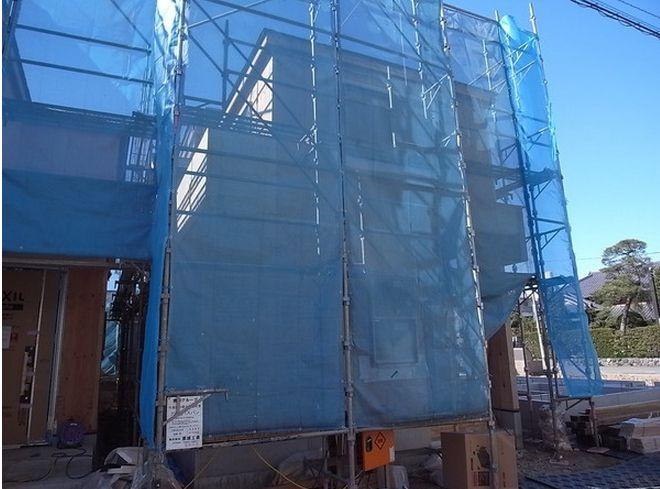 Local appearance photo. Spacious living 15 quires more than