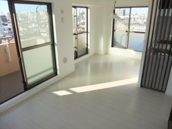 Non-living room. ◎ Living