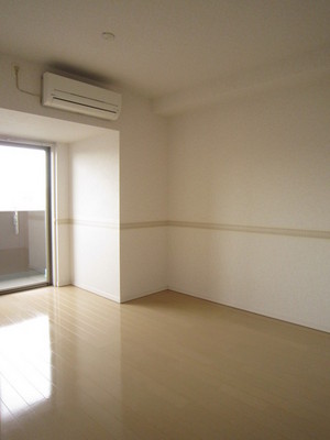 Living and room. Western-style 7.6j