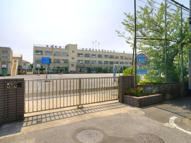 Primary school. 862m to Adachi Ward Gapyeong Elementary School