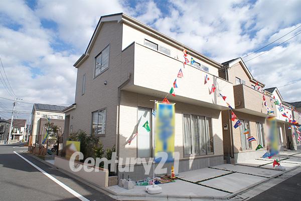 Local appearance photo. Local (12 May 2013) Shooting A Building