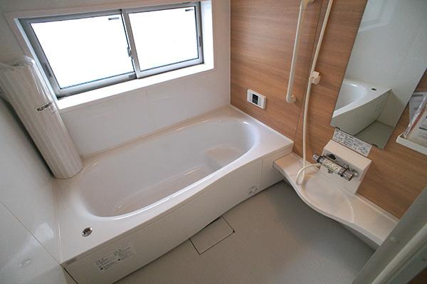 Bathroom. Indoor (12 May 2013) Shooting C Building