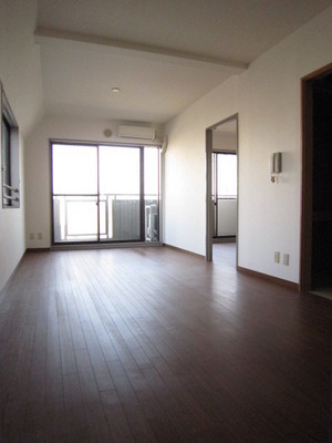 Other room space. LDK13 Pledge