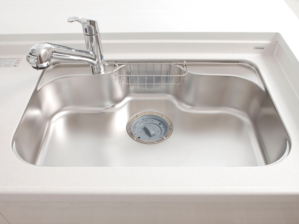 Kitchen.  [Quiet wide sink] Water is as much as possible reduce the sound I "silence wide sink" adopted. (Same specifications)