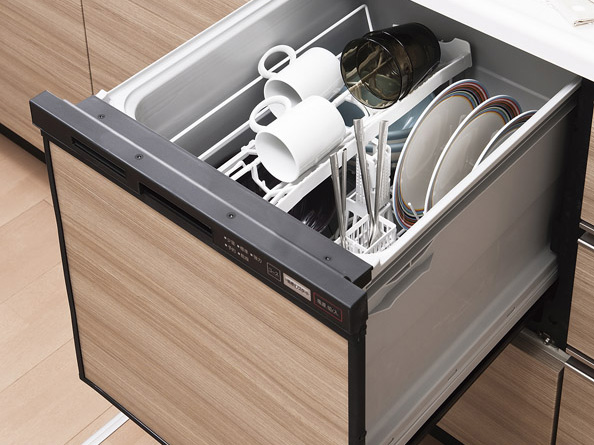 Interior.  [Dishwasher] Comfortable support the cleanup. Good usability in the drawer type, Adopt a "dishwasher". (Same specifications all posted photos of)