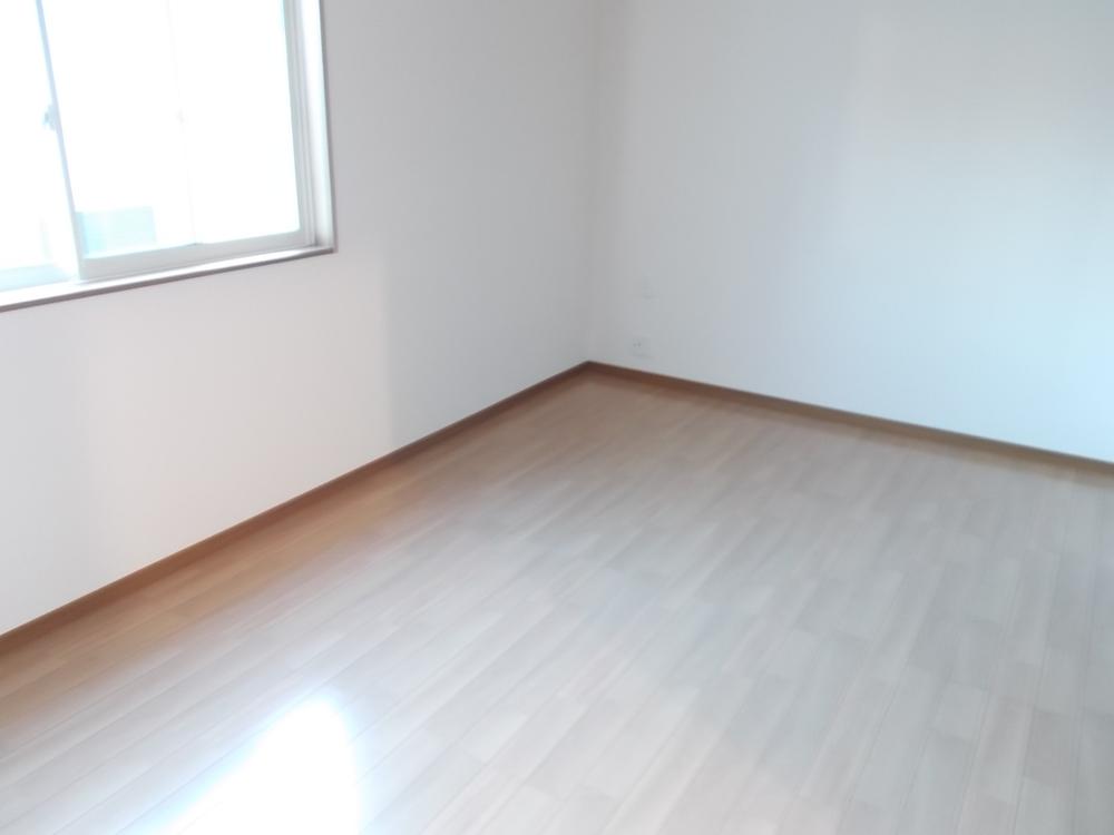 Other introspection. Each room spacious comfortable children It is also nice to have their own room