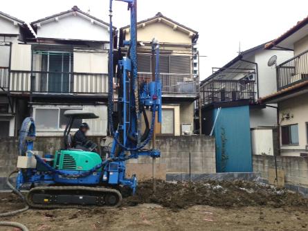 Local photos, including front road. In ground improvement (November 9 shooting)