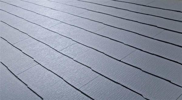 Other Equipment. Fit to live any appearance, Horizontal character roofing design. Weight, Of all goods typical pottery tile 1 / 2 or less. Center of gravity is kept low with the weight of the entire building can be reduced, It created a certain sense of stability to the building. Furthermore, Protect the vivid colors and shiny gloss from ultraviolet rays that cause fading and a glassy coating "Gurassa coat", Effect of lowering the attic of the temperature in the "comfortable! Heat shut construction method" can be expected to.