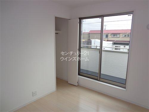 Non-living room. Building 2