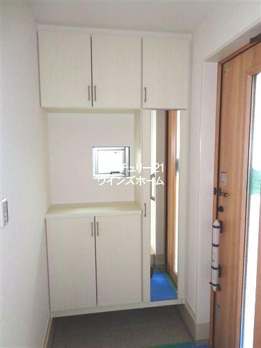 Entrance. Building 2