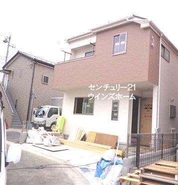 Local appearance photo. Building 3