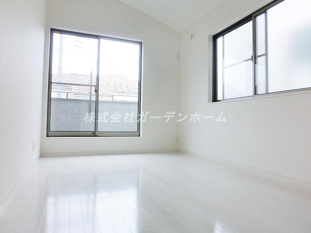 Non-living room.  ■ Western-style bathed in gentle sunlight ■