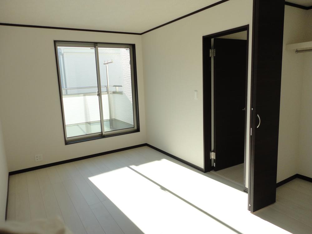 Non-living room. 5 Building Second floor Bedroom