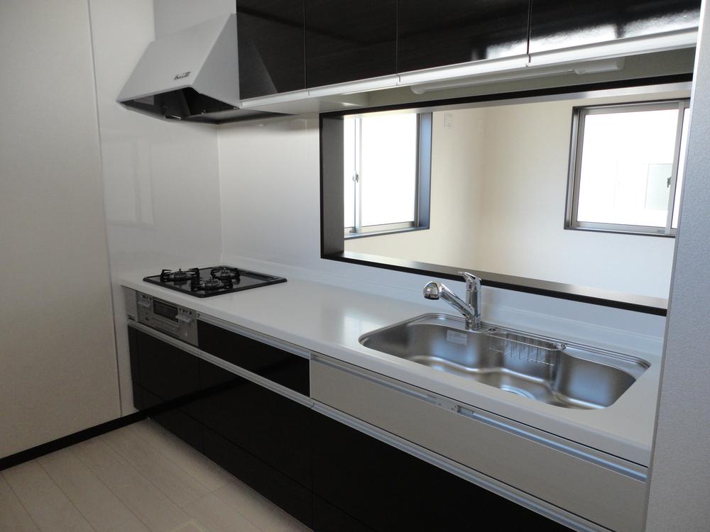 Local appearance photo. Local (12 May 2013) Shooting 5 Building