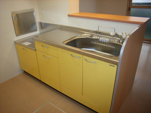 Kitchen. Room 101 Kitchen