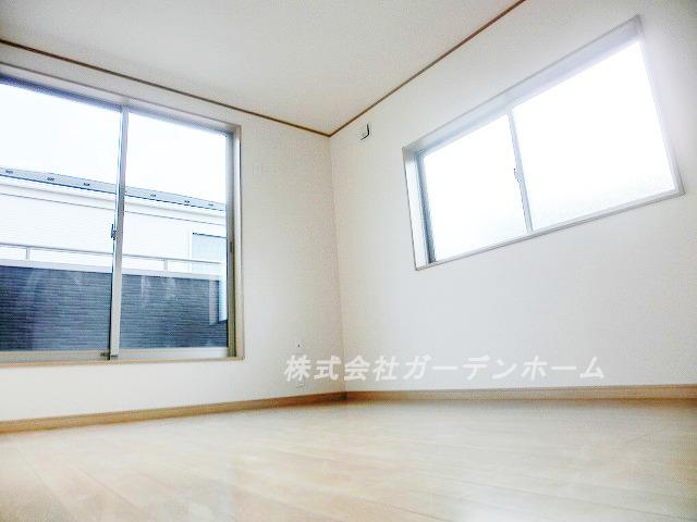 Model house photo. In Western-style calm atmosphere, You can enjoy one free time !! (model house)