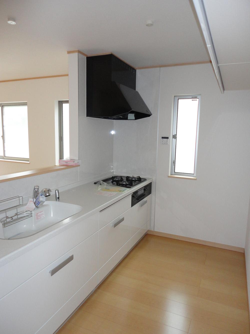 Same specifications photo (kitchen). Same specifications