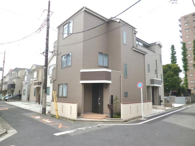 Local appearance photo. local