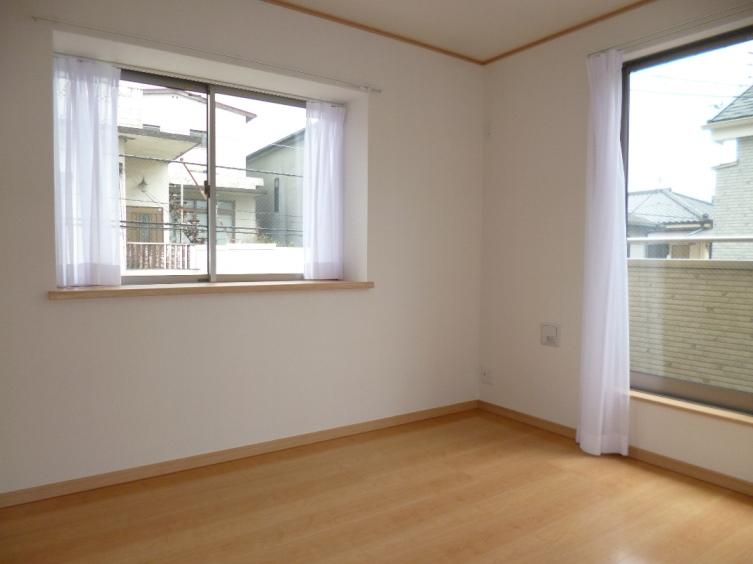 Non-living room. Day is good