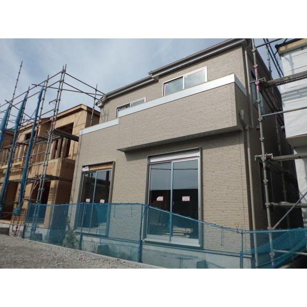 Local appearance photo. Local photo (November 3, 2008)