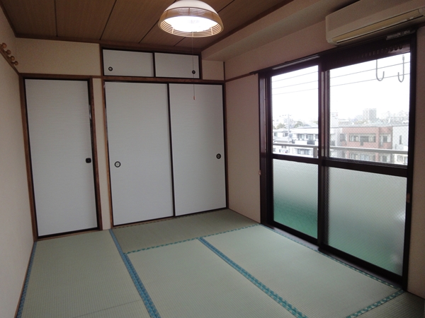 Other room space. 6 Pledge of Japanese-style room