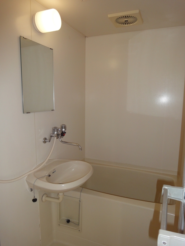 Bath. Washbasin unit bus