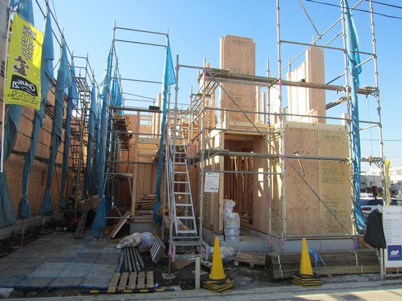 Local appearance photo. Local (11 May 2013) Shooting