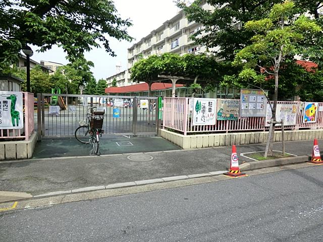 kindergarten ・ Nursery. Higashihokima 1130m to nursery school