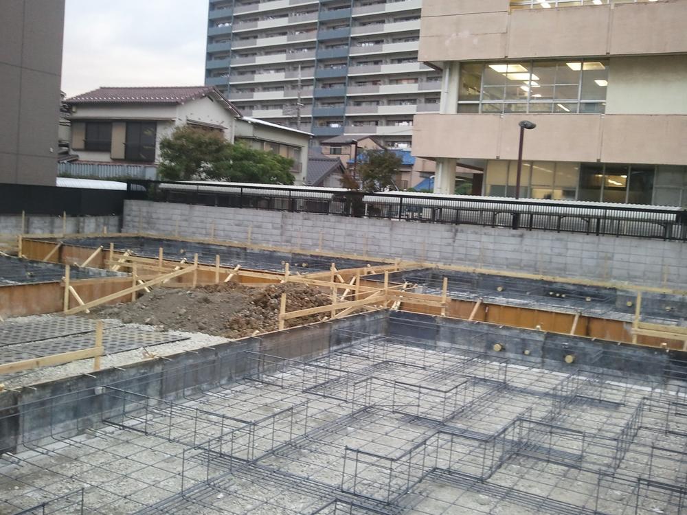 Local appearance photo. Local (November) Shooting It is currently in foundation work