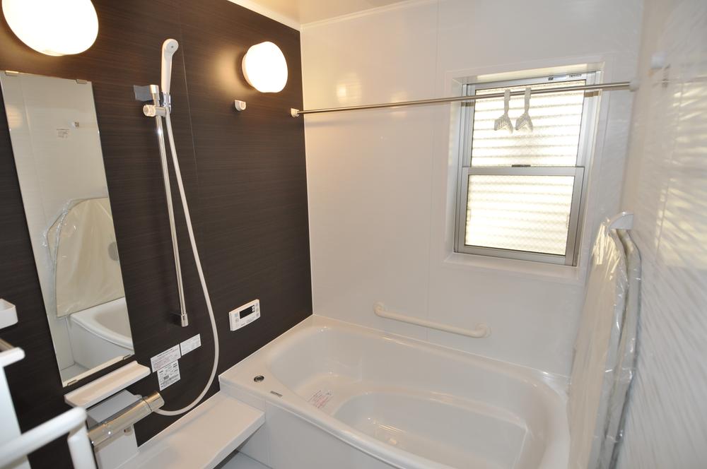 Building plan example (introspection photo). Bathroom (our example of construction)