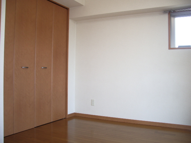 Receipt. Western-style closet