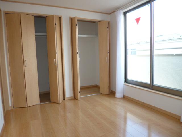 Non-living room. It is the example of construction of another site of the same construction main. Per in the property construction, Construction cases in conjunction with the local guidance also will guide you!