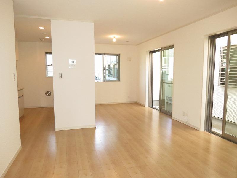 Living. 6 Building LDK