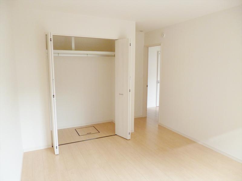 Non-living room. Building 3