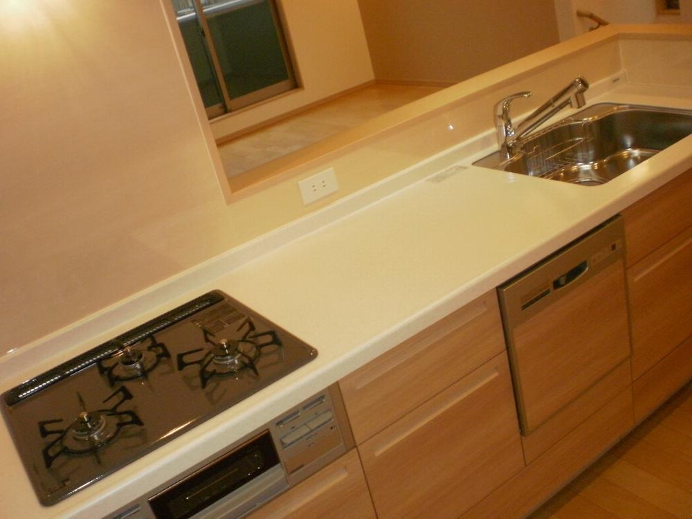 Kitchen. Local (11 May 2013) Shooting B Building