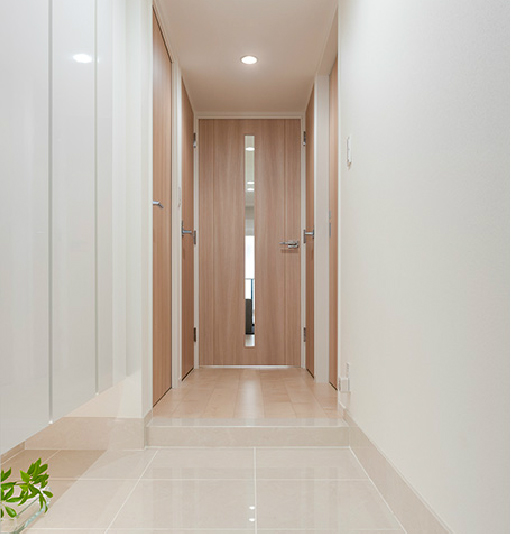 Other.  [ENTRANCE]  ※ that's all, Published photograph of which was taken the model room (B type) (August 2012), furniture ・ Optional specifications such as the furniture is not included in the sale price.  ※ Model room of the specification such as the convenience of on construction ・ It may be subject to change in part by improvements and the like.