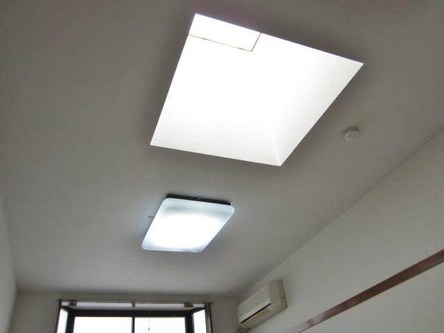 Other Equipment. Skylight of the second floor living room