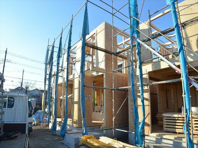 Local appearance photo. South-facing balcony