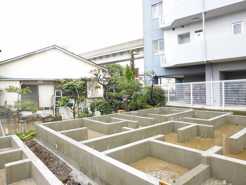 Local appearance photo. Local (10 May 2013) Shooting